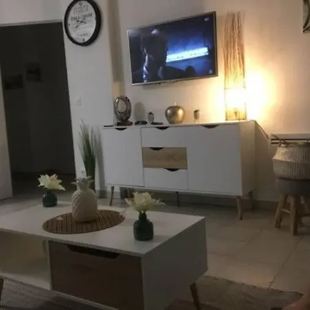 Juan Les Pins Piscine Et A 200m アパート